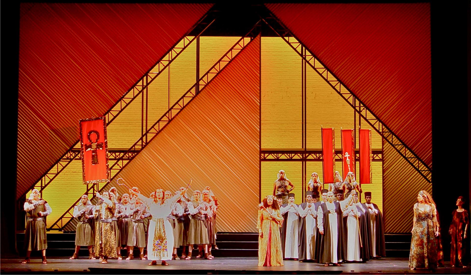 Virginia Opera  Dir: Lillian Groag, Set: Erhard Rom, Costumes: Martha Halley